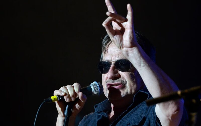 Beloved rock singer abruptly retires from touring after 50 years
