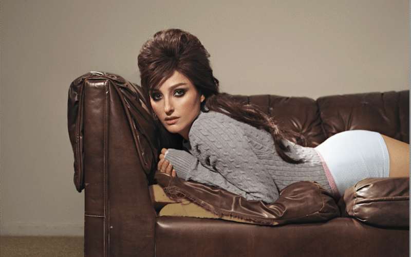 BANKS Releases New Single “Candy” &amp; “Off With Her Head” Deluxe Album