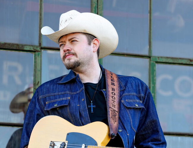 Tyler Booth Brings Warmth And Sincerity In New Single, “Sunshine”