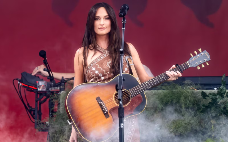 Kacey Musgraves Breaks Her Rib During “Extremely Hard” Fall in Mexico