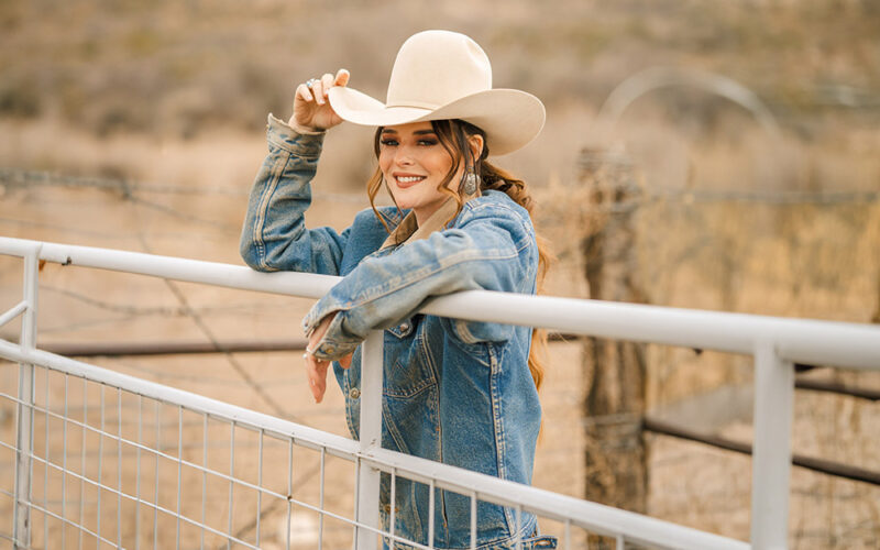 Jenna Paulette Releases Empowering New Song “Maggie’s Song (Old Blue Jeans)”